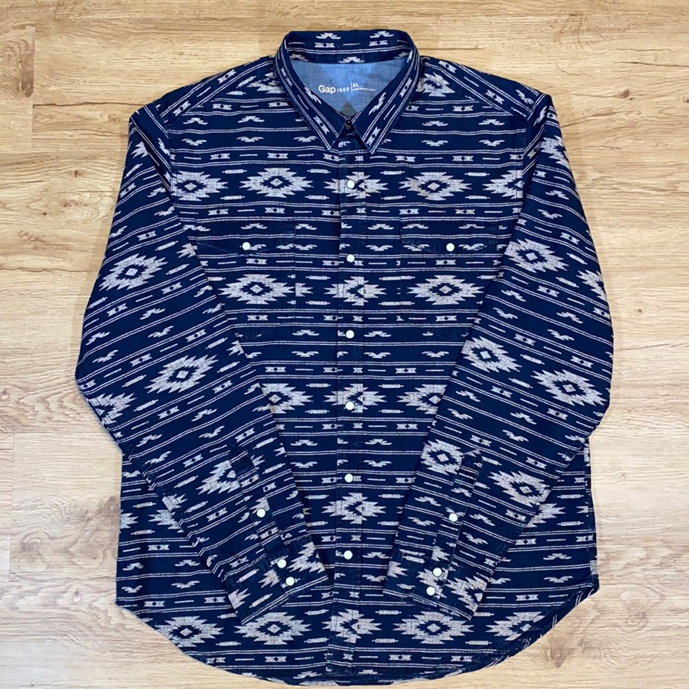 Gap Long Sleeve All Over Print Button Down Sz XL
